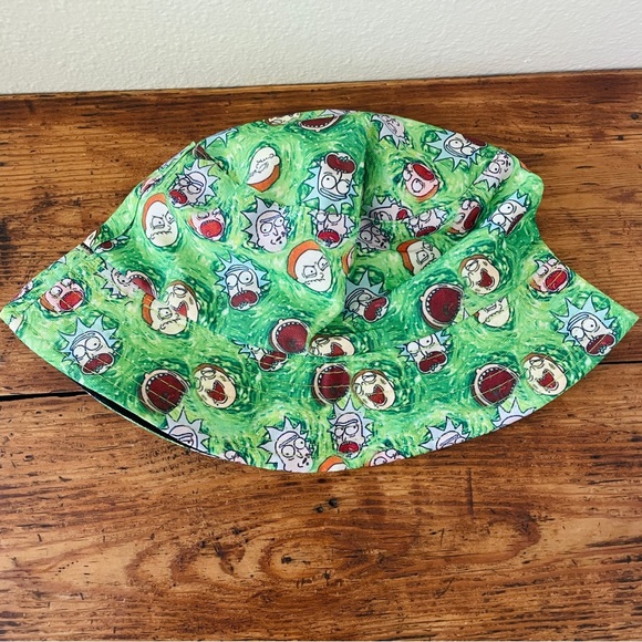 Rick & Morty Bucket Hat - Green - Picture 1 of 3